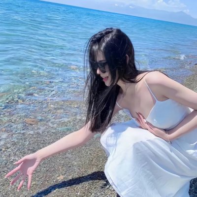 北极百货的秋乃小姐